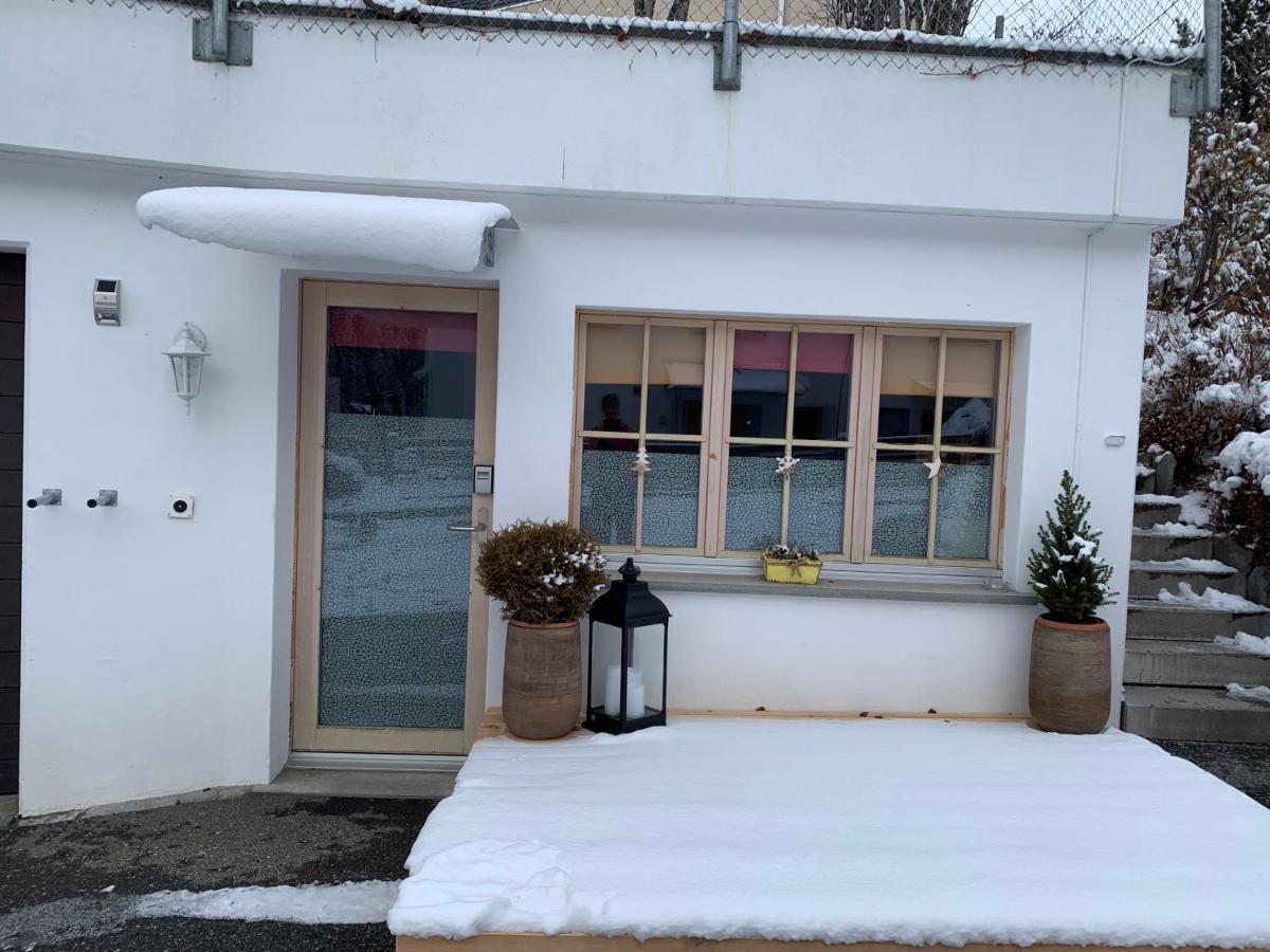 Chasa Bazzi Apartment Scuol Exterior photo