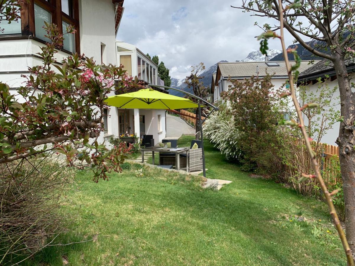 Chasa Bazzi Apartment Scuol Exterior photo